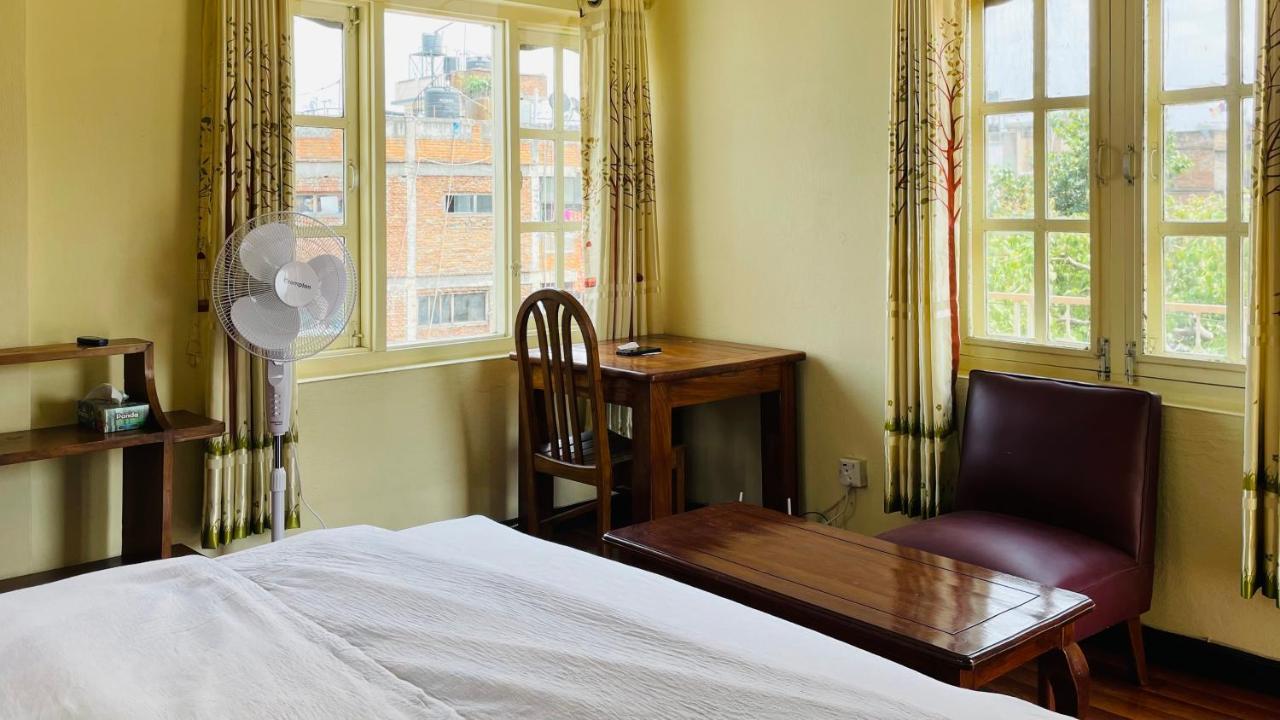 Rooftop Studio And 2Bhk Apartments In Kathmandu'S Most Happening Place エクステリア 写真