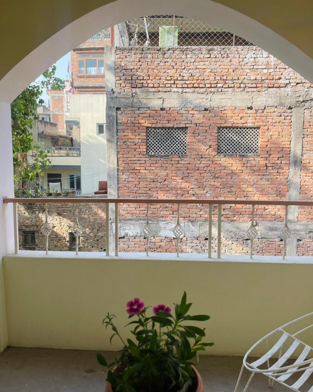 Rooftop Studio And 2Bhk Apartments In Kathmandu'S Most Happening Place 部屋 写真