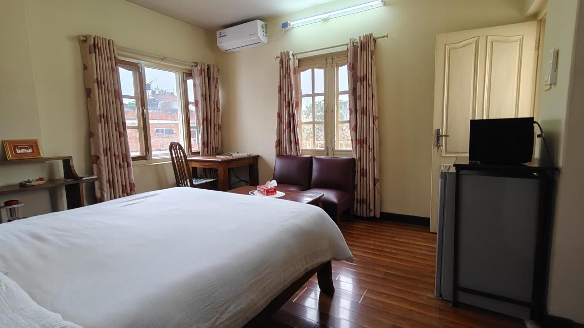 Rooftop Studio And 2Bhk Apartments In Kathmandu'S Most Happening Place エクステリア 写真